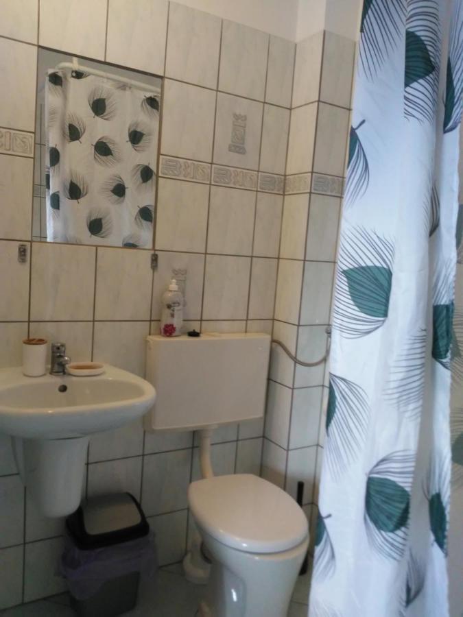 Apartamento Domek Pod Sosnami Pokoje 2-3 Osobowe Mielno  Exterior foto